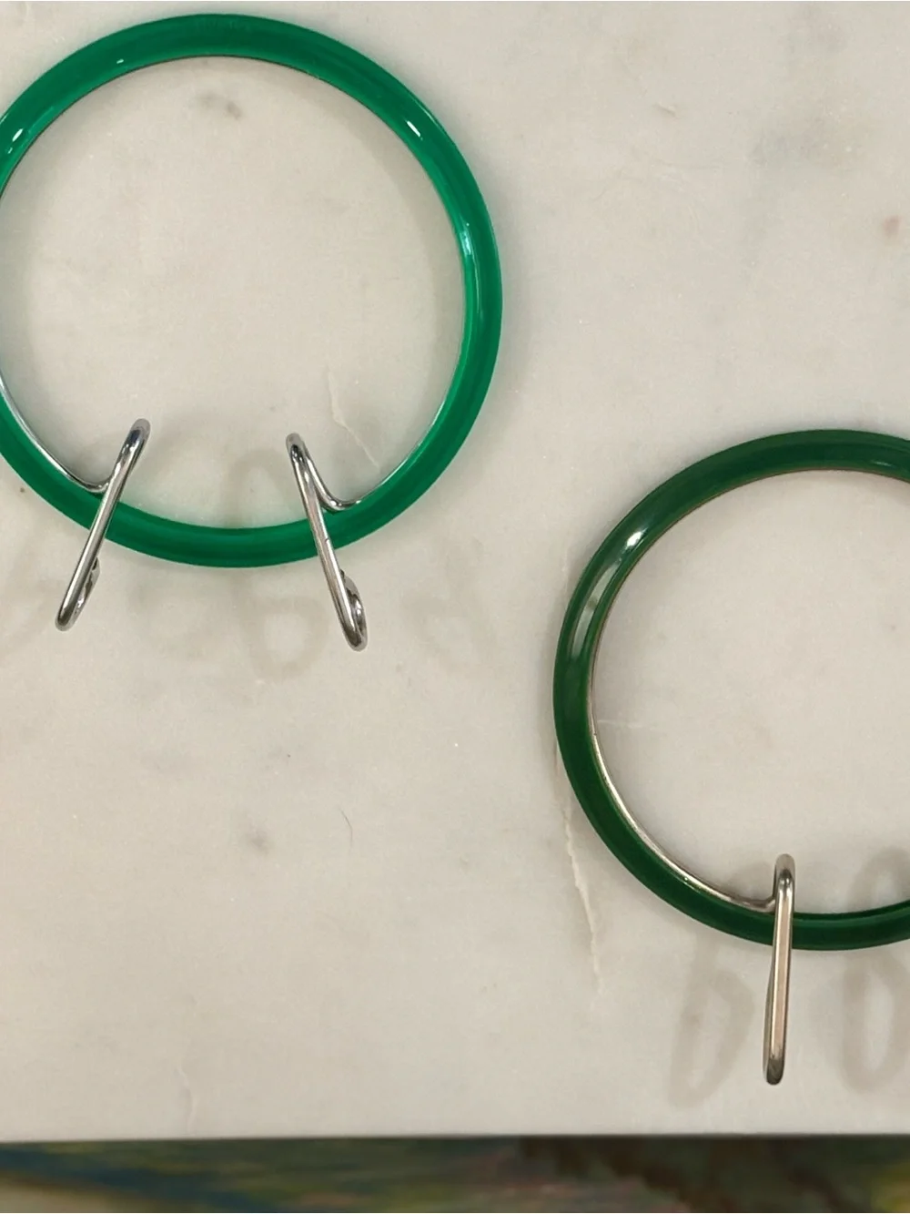 Embroidery Hoops 4” W/metal squeeze spring clamps, Kelly & Forest Green VTG MINT